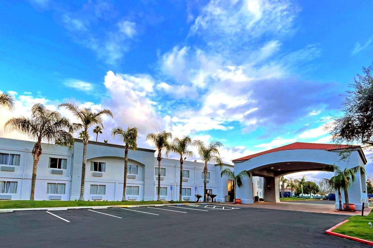 Hourglass Hotel, Ascend Hotel Collection ベーカーズフィールド エクステリア 写真
