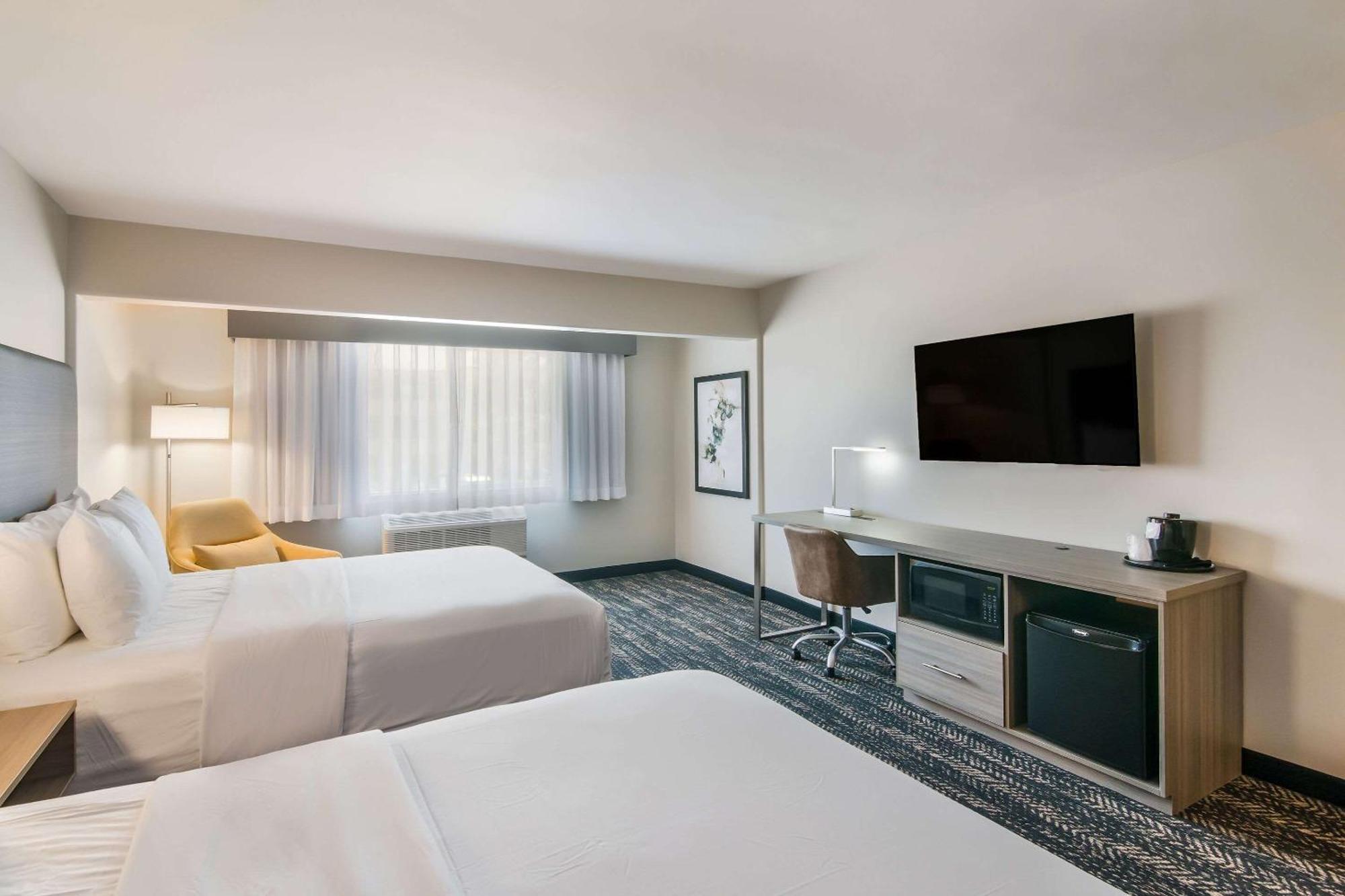 Hourglass Hotel, Ascend Hotel Collection ベーカーズフィールド エクステリア 写真